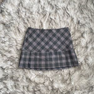 Plaid Skirt 📕